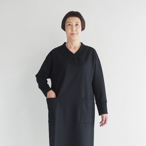 黒　モデル身長163㎝　Mサイズ着用