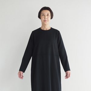 黒　モデル身長163㎝　Mサイズ着用