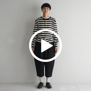 白×黒　モデル身長164㎝　Mサイズ着用